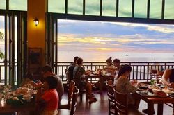 Top những nhà hàng được dân local 'mách nước' khi đi du lịch Phú Quốc