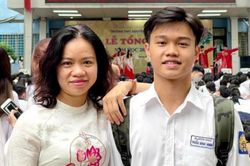 Con trai của cố nhạc sĩ Trần Lập: Mới tốt nghiệp cấp 3, đường nét khuôn mặt ngày càng giống bố