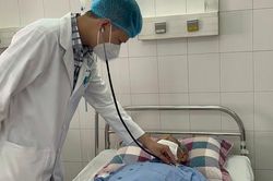 Cụ ông suýt mất chân do tắc động mạch
