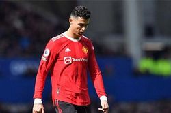 Man United chỉ đứng thứ 2 ở danh sách các CLB thể thao được yêu mến nhất