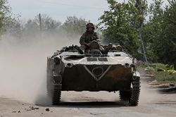 Nga tuyên bố đã kiểm soát hoàn toàn thành phố Lyman của Ukraine