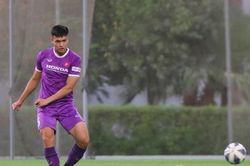 Bùi Hoàng Việt Anh vinh dự khi đeo băng đội trưởng U23 Việt Nam