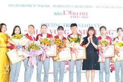 Hà Nội: Giao lưu, biểu dương các nữ vận động viên, huấn luyện viên đoạt Huy chương vàng SEA Games 31