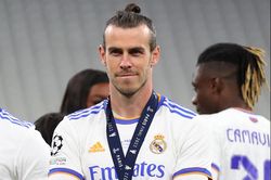 Gareth Bale vô địch Champions League nhiều hơn Messi