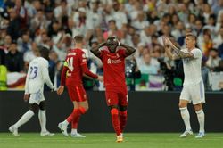 Liverpool không ghi bàn ở mọi trận chung kết mùa này