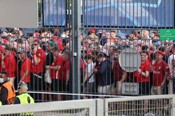Vì sao Liverpool yêu cầu mở cuộc điều tra sau trận chung kết?