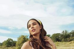 Hoa hậu Hoàn vũ có hơn 13 triệu người follow trên instagram lộ dáng đẫy đà khi mặc bikini