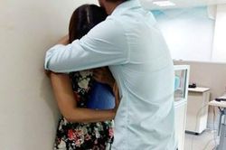 Bộ quy tắc ứng xử: Nhìn gợi tình, nháy mắt liên tục là quấy rối tình dục?