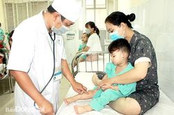 Dịch bệnh tay chân miệng vào mùa