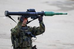 Đức ghìm lại viện trợ quân sự cho Ukraine, 'không có bất cứ vũ khí nào đáng kể'