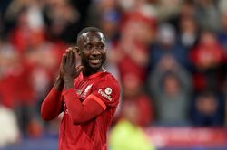 PSG sẵn sàng chi 50 triệu euro cho 'bom xịt' của Liverpool