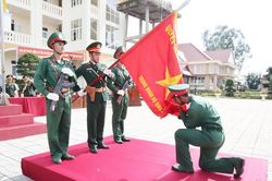 Lễ tuyên thệ chiến sĩ mới