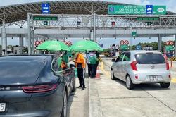Ngày đầu bỏ thu phí tiền mặt tuyến cao tốc Hà Nội - Hải Phòng