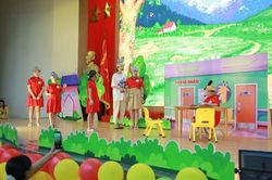 Mang Tết thiếu nhi đến trẻ em, học sinh tại Viện Huyết học - Truyền máu Trung ương