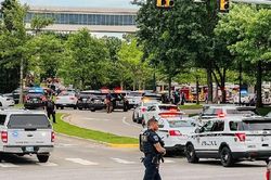 Chưa hết bàng hoàng sau vụ thảm sát ở Texas, Mỹ tiếp tục trải qua vụ xả súng kinh hoàng ở Tulsa