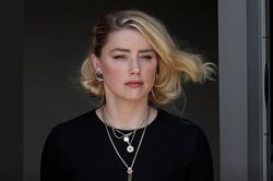 Amber Heard đi đâu sau khi thua kiện