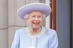 Nữ hoàng Anh Elizabeth II và những kỷ lục thú vị trong 70 năm trị vì