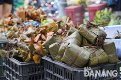 Sôi động thị trường Tết Đoan Ngọ