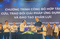 Vietnam NFT Summit 2022: Blockchain không chỉ là tiền số