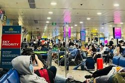 Hệ thống check-in bị lỗi, dự báo sân bay Tân Sơn Nhất ùn tắc về chiều