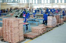 Bộ Công Thương dùng phòng vệ thương mại để bảo vệ sản xuất trong nước