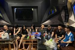 Công an tỉnh Vĩnh Phúc: Bắt giữ 26 đối tượng sử dụng ma túy trong 2 quán karaoke