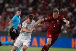 Tây Ban Nha hút chết vào phút cuối tại UEFA Nations League