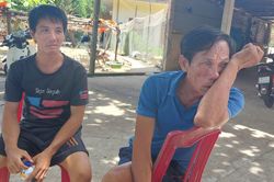 Thuyền trưởng tàu cá bị đâm chìm trên biển: 'Hai tay cố ôm giữ hai bạn tàu đã chết'