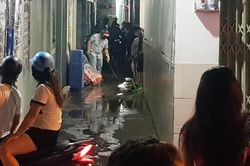 Thanh niên 'quậy' đám giỗ bị người phụ nữ lớn tuổi đâm chết ở TP.HCM