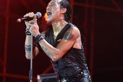 Phạm Anh Khoa cháy trong chương trình phục hưng rock Việt Nam