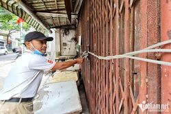 Vụ ngang nhiên khóa nhà dân giữa Thủ đô: Chuyển hồ sơ lên công an quận Ba Đình