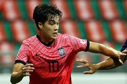 Tiền đạo Hàn Quốc: 'Tôi mất ngủ khi bị Việt Nam cầm hòa'
