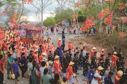 Núi Sam mùa lễ hội