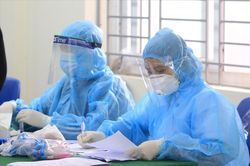 Thêm 960 ca COVID-19 tại 41 tỉnh, thành phố