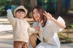 Cười xỉu với biệt danh Bo 'thúi' đặt cho mẹ Hòa Minzy