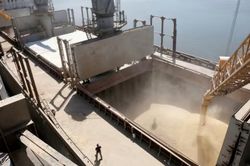 Ukraine: Chỉ nối lại xuất khẩu ngũ cốc nếu được cấp thêm vũ khí