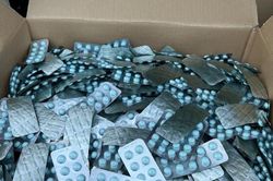 Triệt phá đường dây sản xuất, buôn bán thuốc điều trị COVID-19 giả quy mô lớn