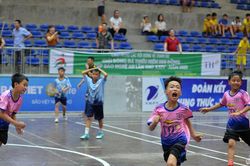 Nhi đồng Con Cuông - Nhi đồng Tương Dương (4-3): Màn rượt đuổi tỷ số ngoạn mục