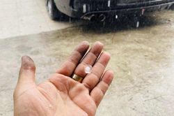 Tp.HCM xuất hiện mưa đá