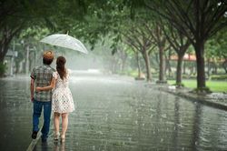 Tháng 6 mưa…