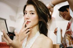 Cuộc tình của Ngô Thiên Ngữ và bạn trai đại gia
