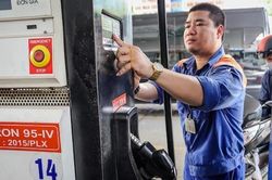 Giá xăng dầu hôm nay: Cập nhật mức điều chỉnh mới nhất