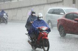 Thời tiết ngày 13/6: Mưa dông diện rộng trong nhiều ngày quay trở lại miền Bắc