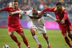 Soi kèo nhà cái Romania vs Montenegro. Nhận định, dự đoán bóng đá Nations League (01h45, 15/6)