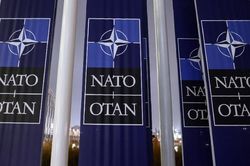 Báo Anh: Chiến dịch của Nga ở Ukraine làm lộ ra điểm yếu trong NATO