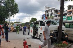 Cảnh sát vây bắt kẻ nghi ngáo đá 'trộm' xe cấp cứu bỏ chạy gây náo loạn
