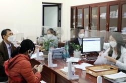 Thu phí, lệ phí tập trung bằng biên lai điện tử trong giải quyết thủ tục hành chính tại UBND cấp xã