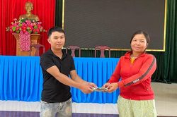 Nam thanh niên trả lại tài sản cho người bị đánh rơi