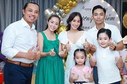 Mối quan hệ đặc biệt của vợ chồng Khánh Thi - Phan Hiển và Chí Anh