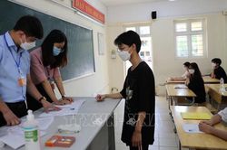 Kỳ thi tuyển sinh vào lớp 10 tại Hà Nội: Gần 107.000 thí sinh làm thủ tục dự thi